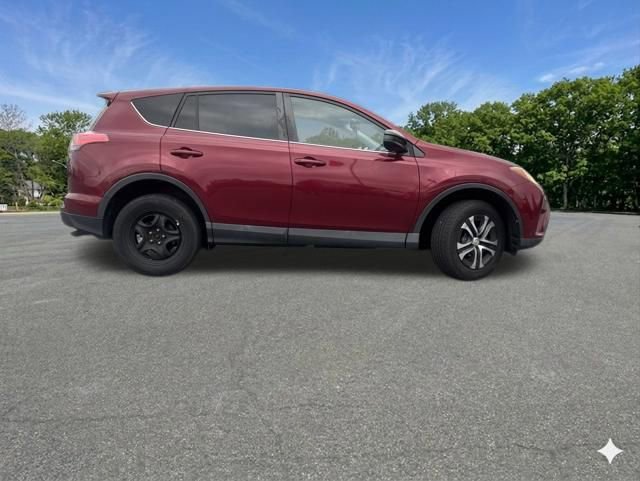 Used 2018 Toyota RAV4 LE w/ All Weather Liner Package AWD/4WD image 8