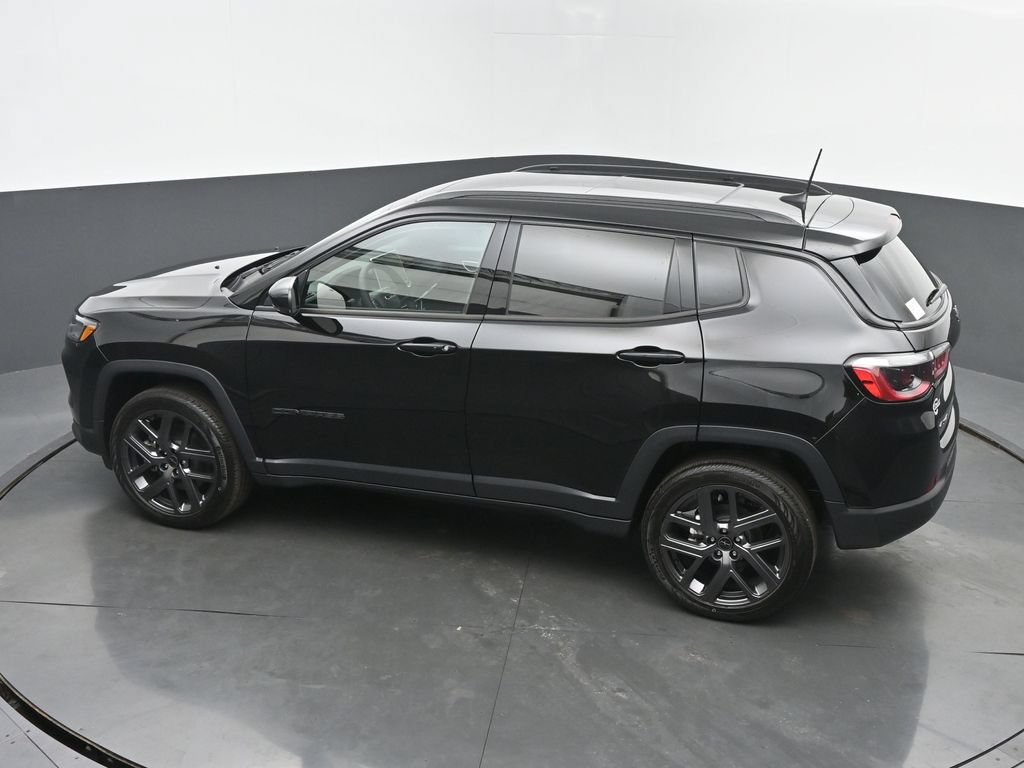 New 2026 Jeep Compass Limited w/ Sun, Sound & Navigation Group AWD/4WD image 38
