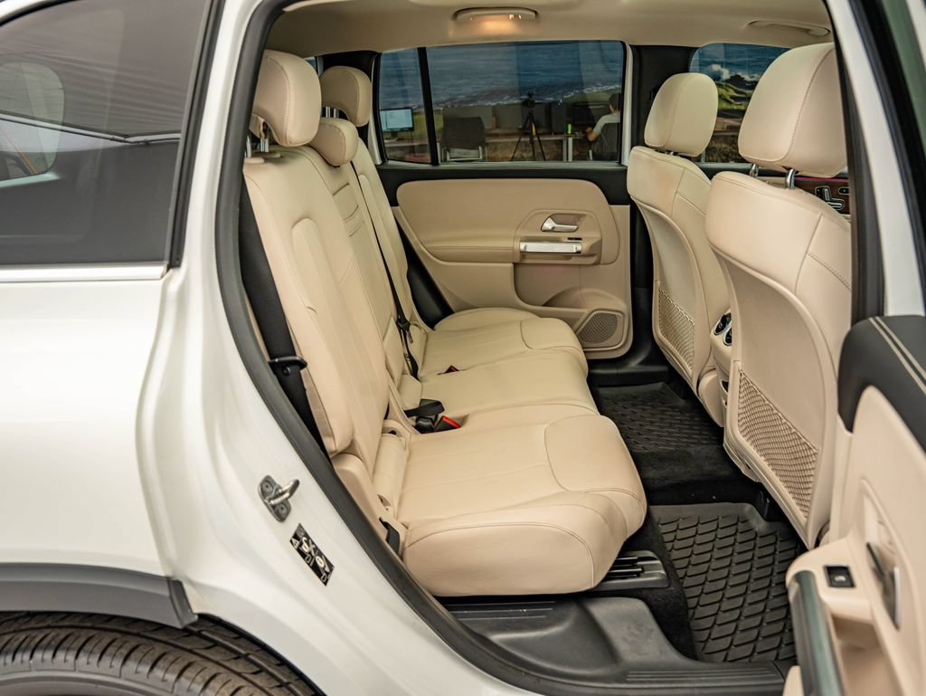Used 2023 Mercedes-Benz GLB 250 4MATIC image 36