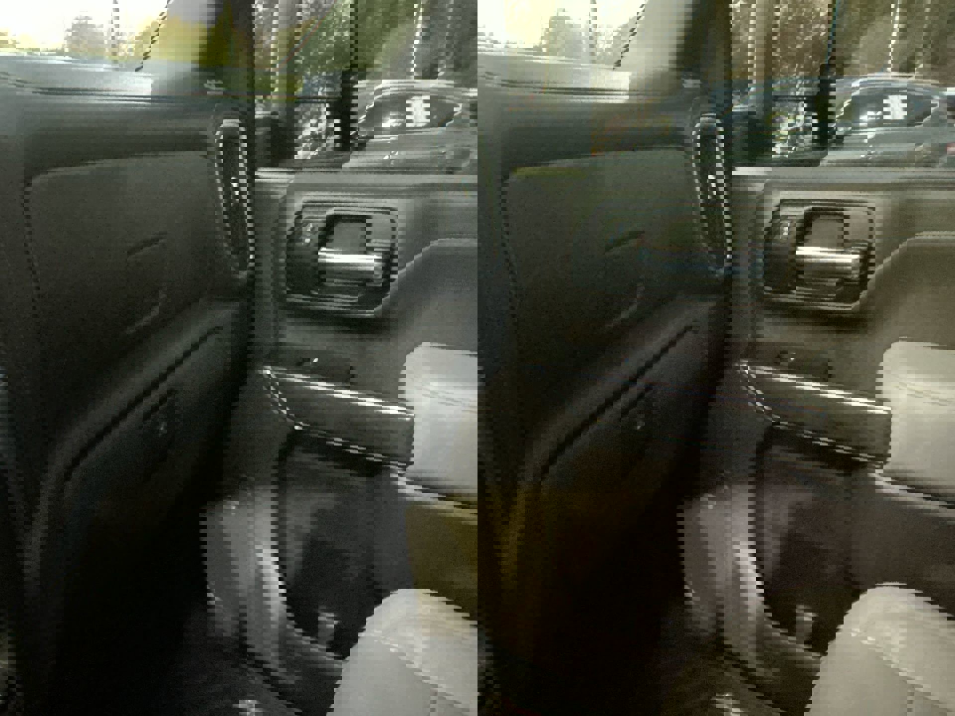 Used 2020 Chevrolet Silverado 2500 LTZ image 31