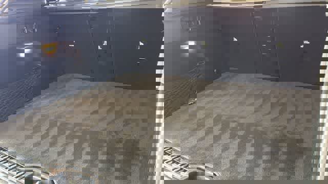 Used 2025 Mercedes-Benz GLC 300 4MATIC image 31