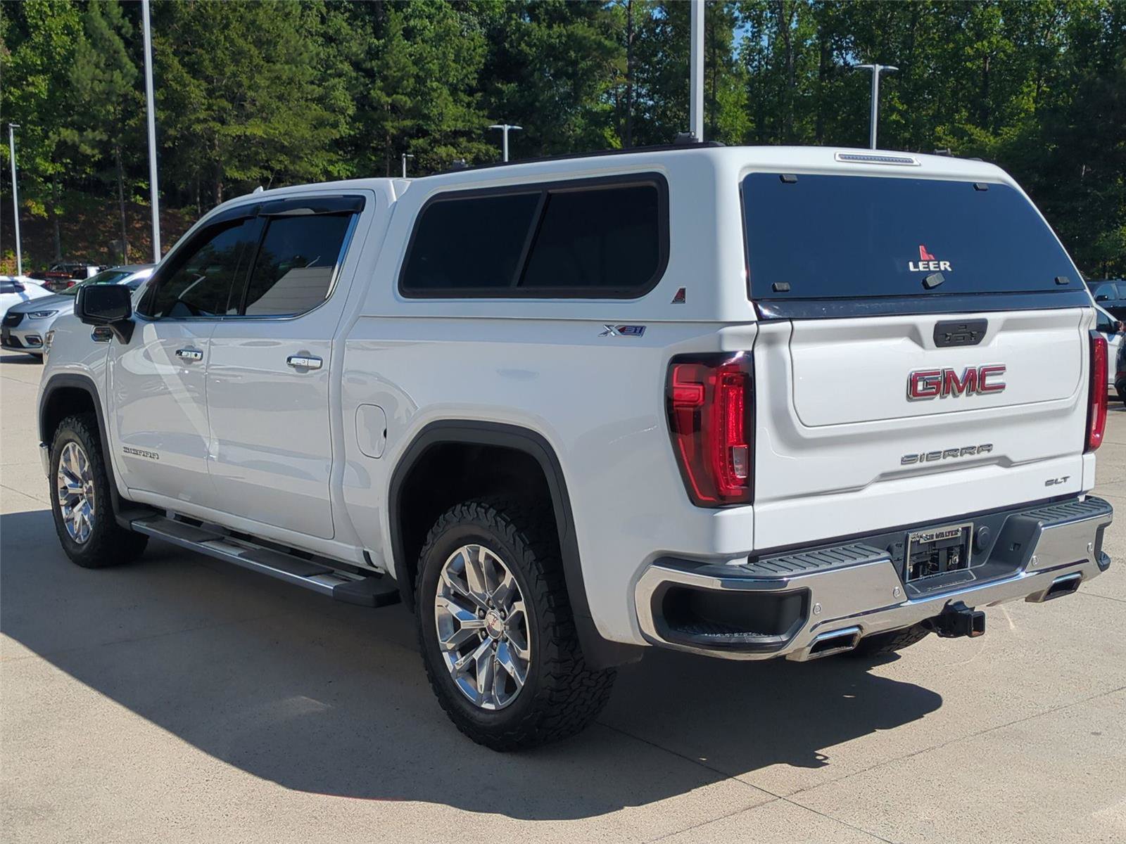 Used 2020 GMC Sierra 1500 SLT w/ SLT Premium Plus Package AWD/4WD image 3