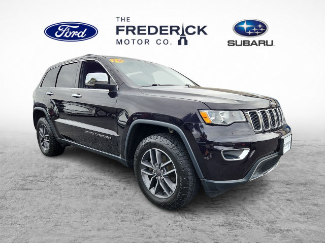 Used 2019 Jeep Grand Cherokee Limited w/ Trailer Tow Group IV AWD/4WD image 3