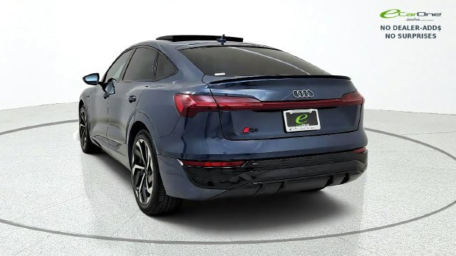 Used 2024 Audi Q8 e-tron Premium Plus w/ Premium Plus Package AWD/4WD image 6