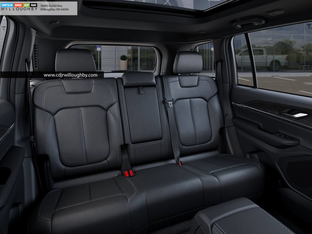 New 2025 Jeep Grand Cherokee Limited 4xe AWD/4WD image 15