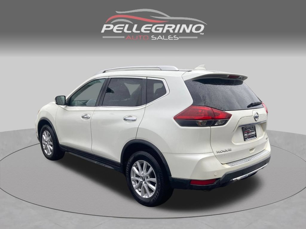 Used 2019 Nissan Rogue SV AWD/4WD image 4