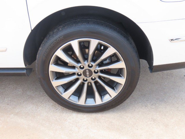 Used 2021 Lincoln Navigator L Reserve w/ Luxury Package AWD/4WD image 15