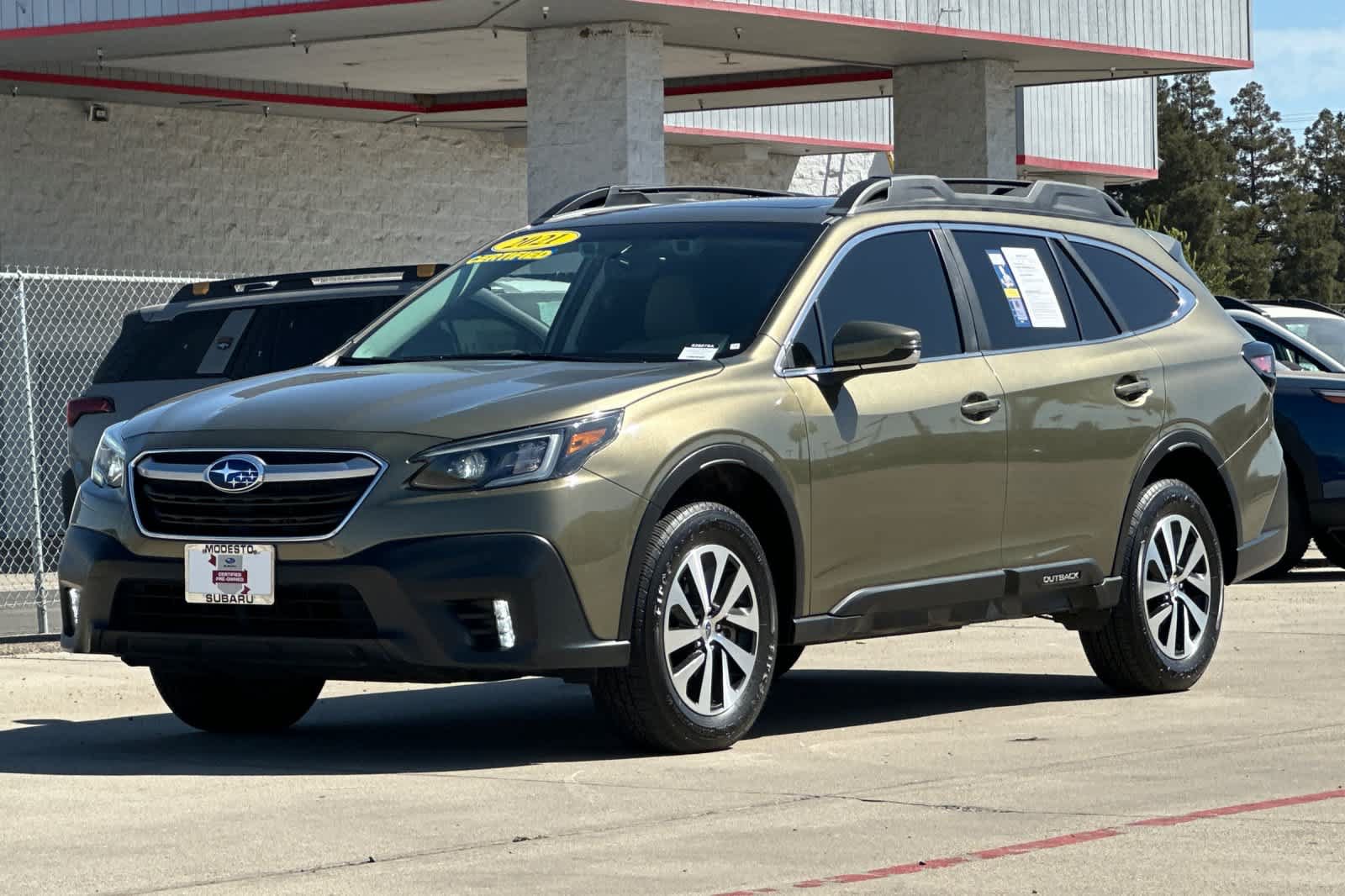 Certified 2021 Subaru Outback Premium w/ Popular Package #1 AWD/4WD image 7