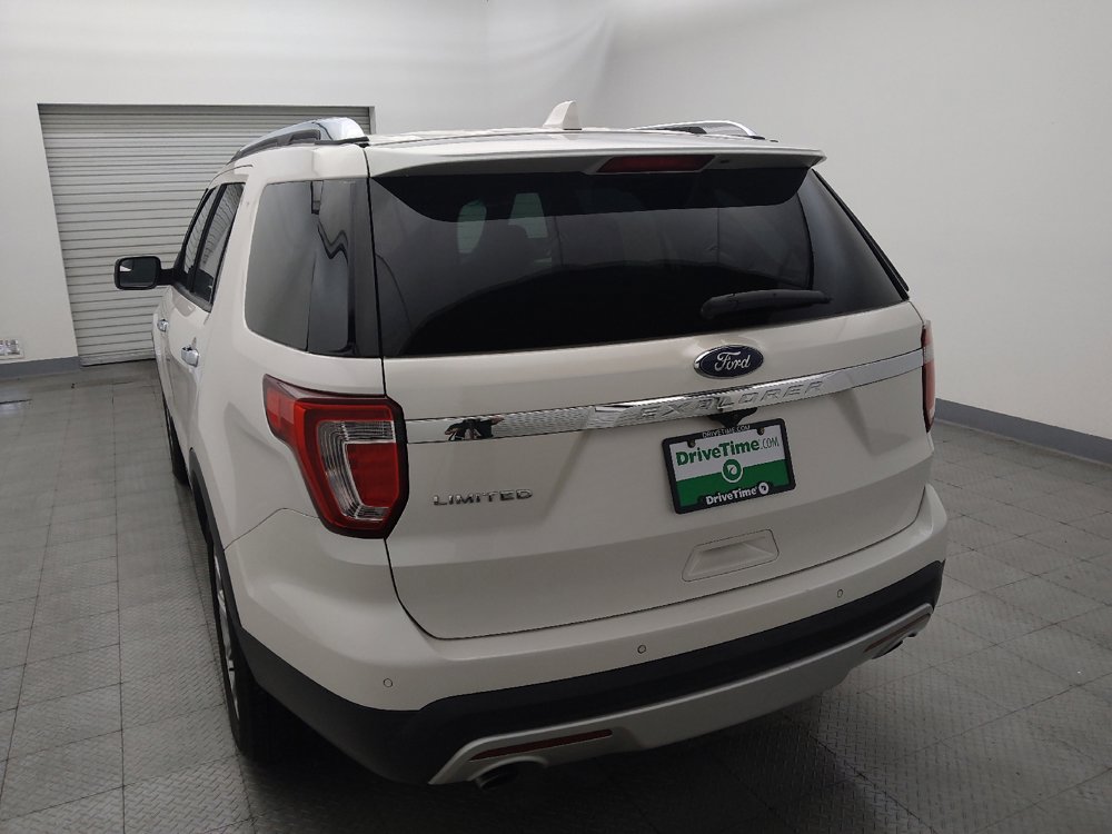 Used 2017 Ford Explorer Limited FWD image 6