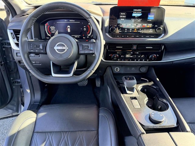 Used 2022 Nissan Rogue Platinum w/ Head-Up Display Package image 18