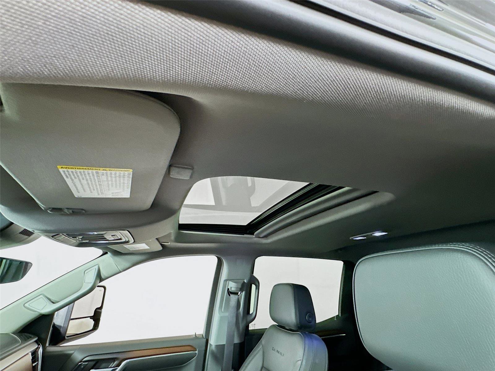 Used 2024 GMC Sierra 1500 Denali w/ Denali Reserve Package image 18