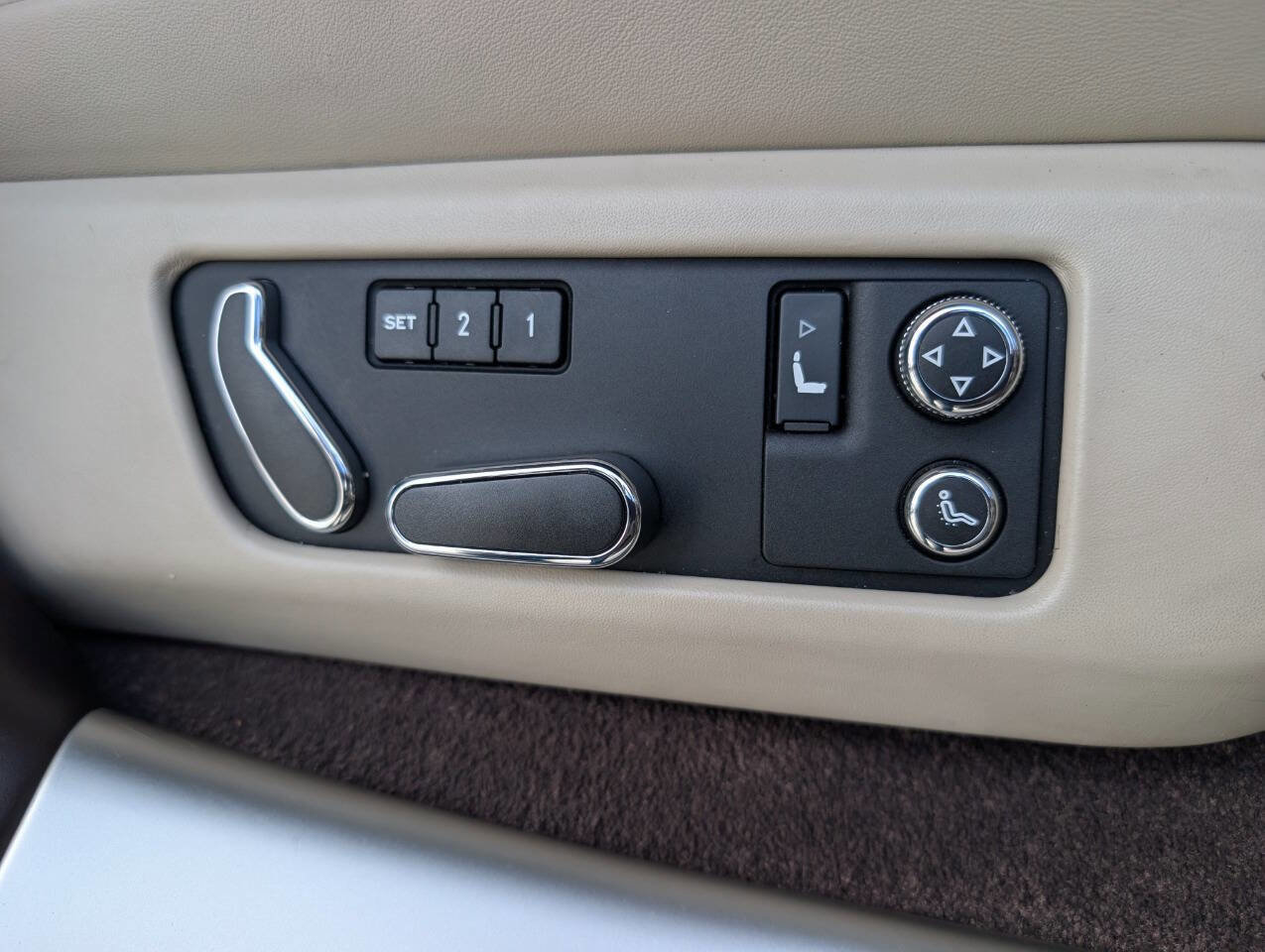 Used 2015 Bentley Flying Spur W12 AWD/4WD image 32