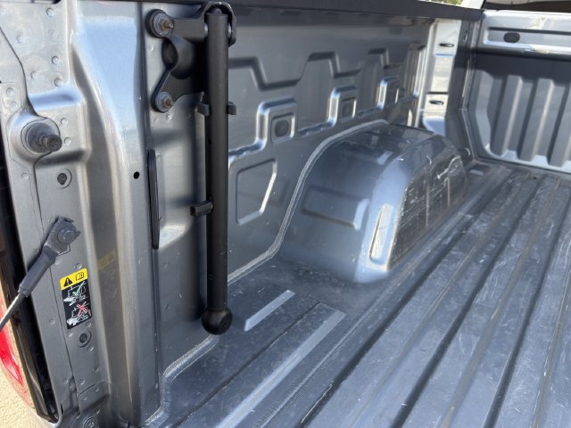 Used 2019 GMC Sierra 1500 SLT AWD/4WD image 35
