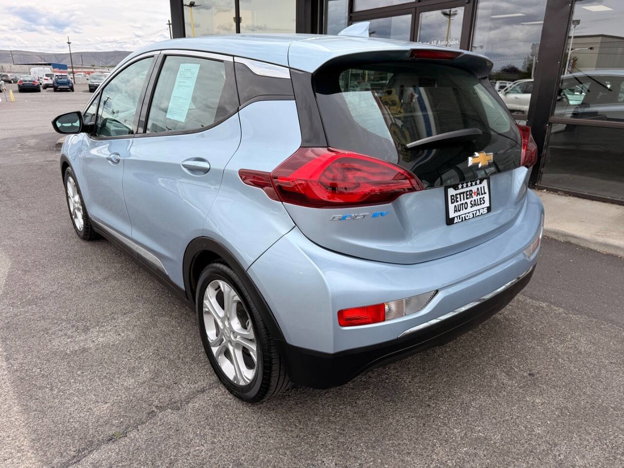 Used 2017 Chevrolet Bolt LT FWD image 3