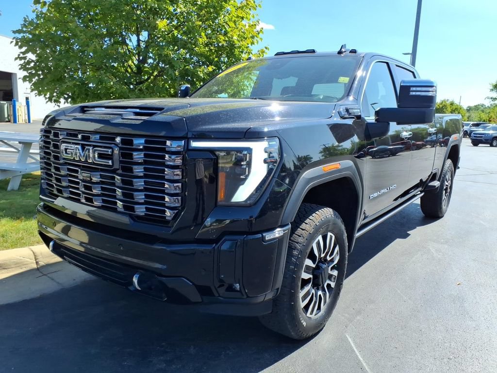 Used 2025 GMC Sierra 2500 Denali Ultimate AWD/4WD video 1