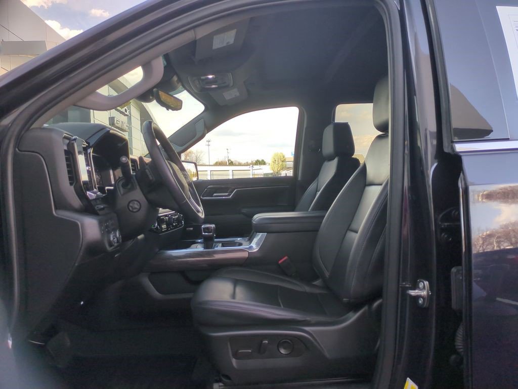 Certified 2023 Chevrolet Silverado 1500 LTZ w/ Technology Package AWD/4WD image 12