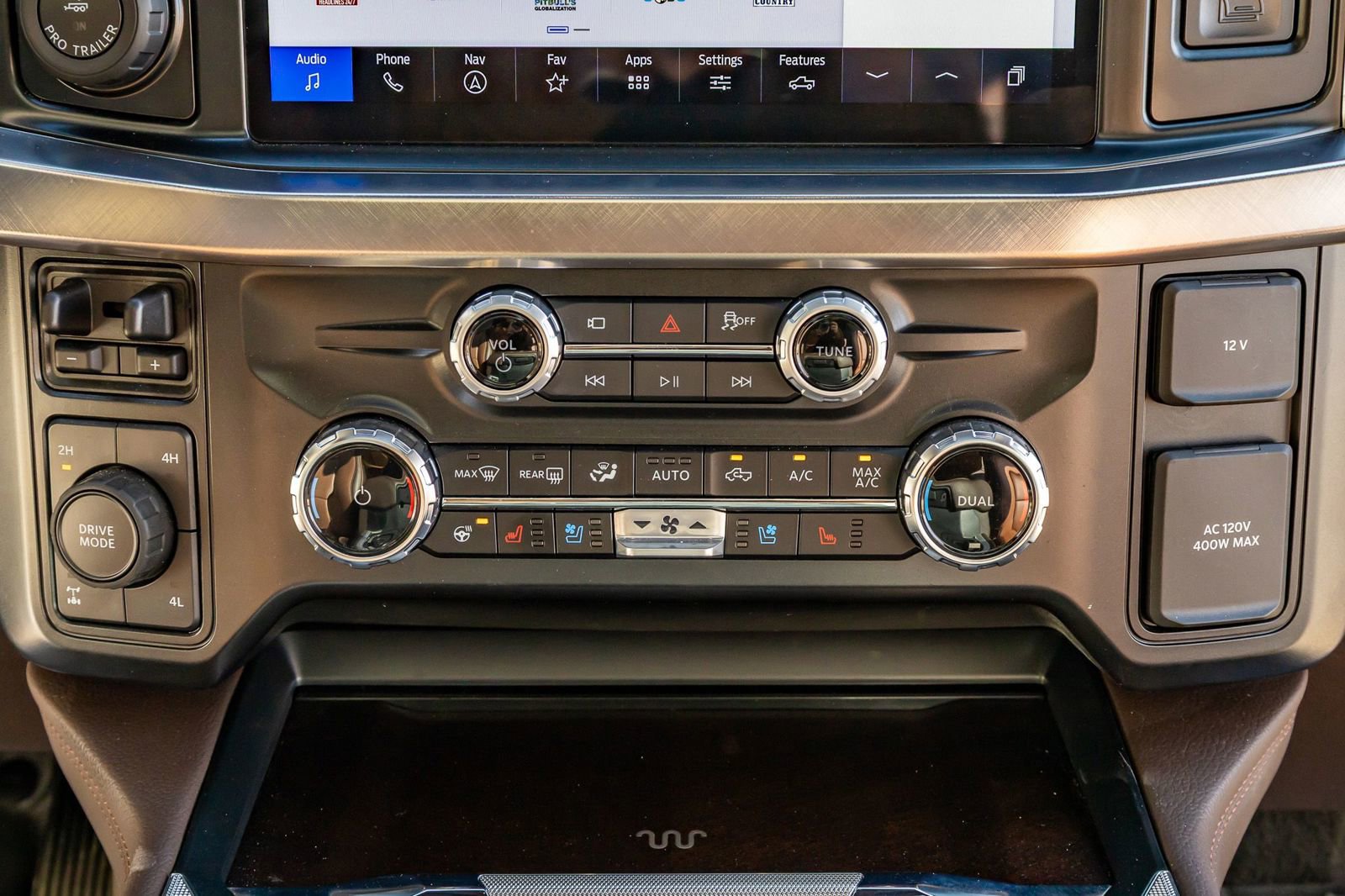 Used 2025 Ford F250 King Ranch w/ Snow Plow Prep Package image 26