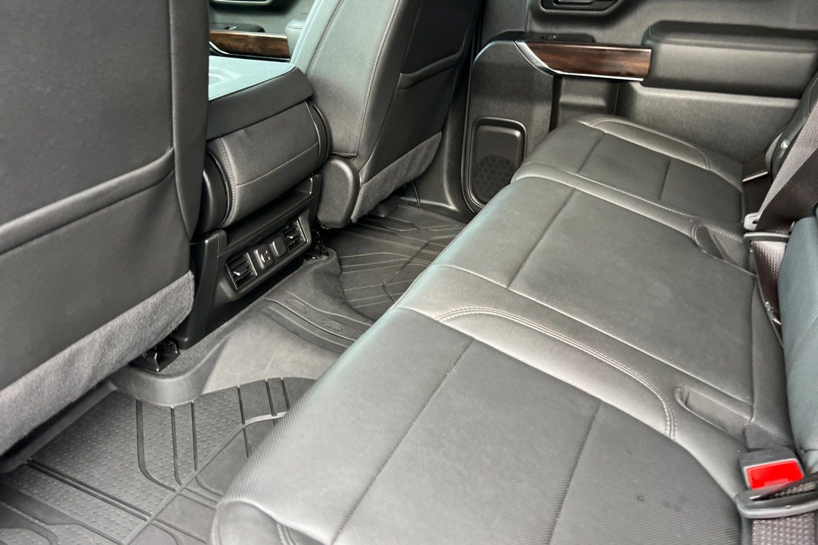 Used 2023 GMC Sierra 3500 SLT w/ Gooseneck/5TH Wheel Package AWD/4WD image 12