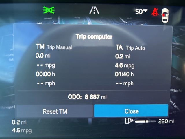 Certified 2025 Volvo XC40 B5 Plus image 21