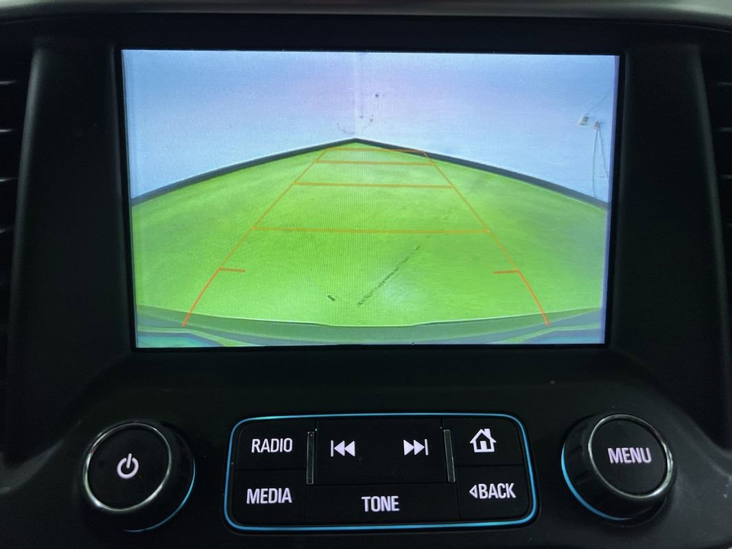 Used 2018 GMC Acadia SLT w/ LPO, Floor Liner Package FWD image 16