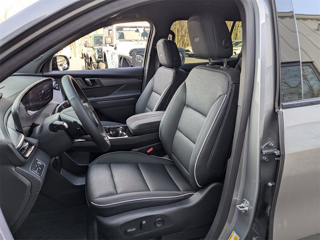 New 2025 Buick Enclave Sport Touring w/ LPO, Floor Liner Package image 10