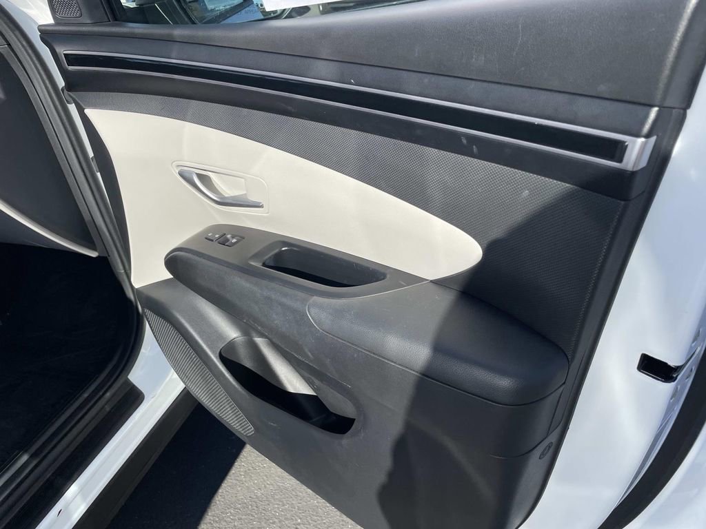 Used 2022 Hyundai Tucson SEL image 23
