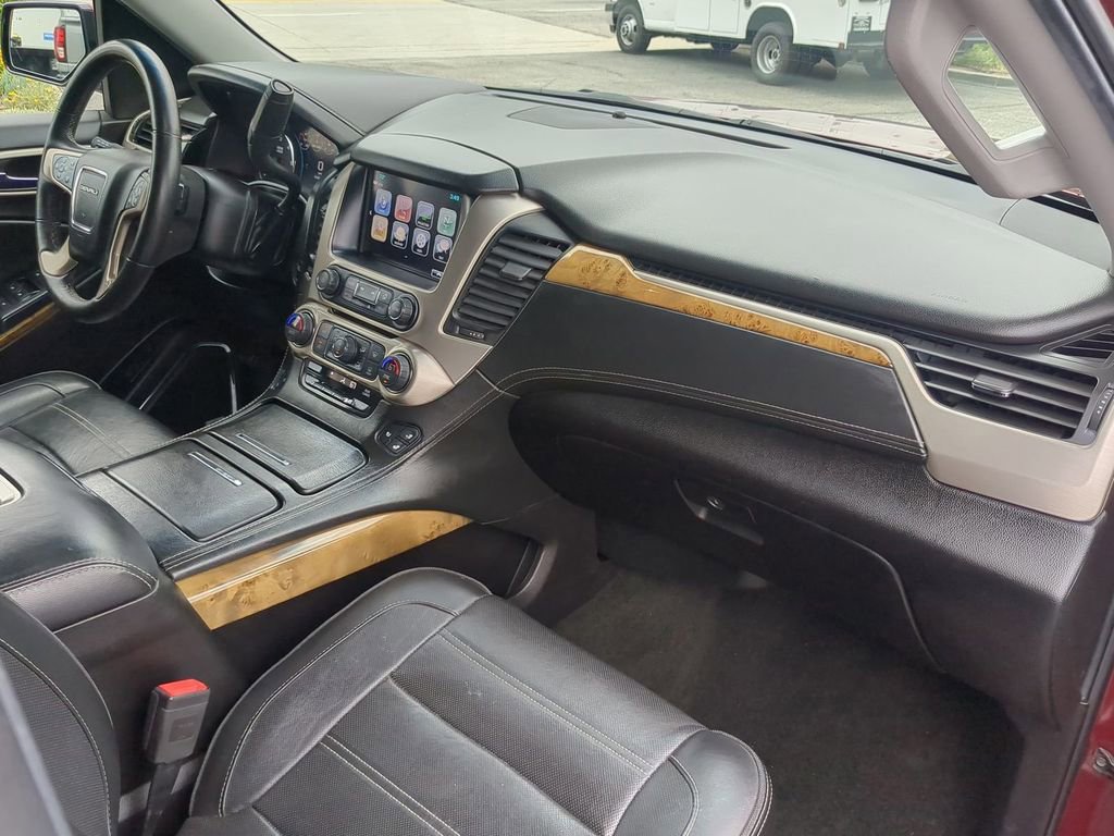 Used 2017 GMC Yukon XL Denali w/ Open Road Package image 33
