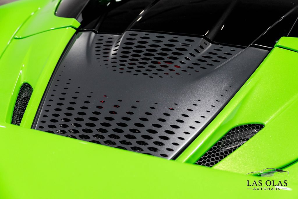 Used 2026 McLaren 750S Spider RWD image 80