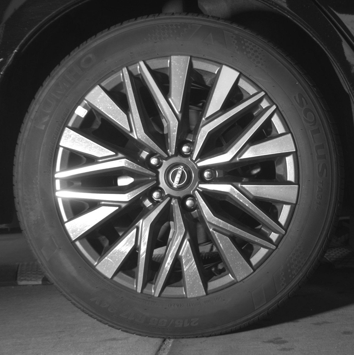 Used 2025 Nissan Altima 2.5 SV image 15