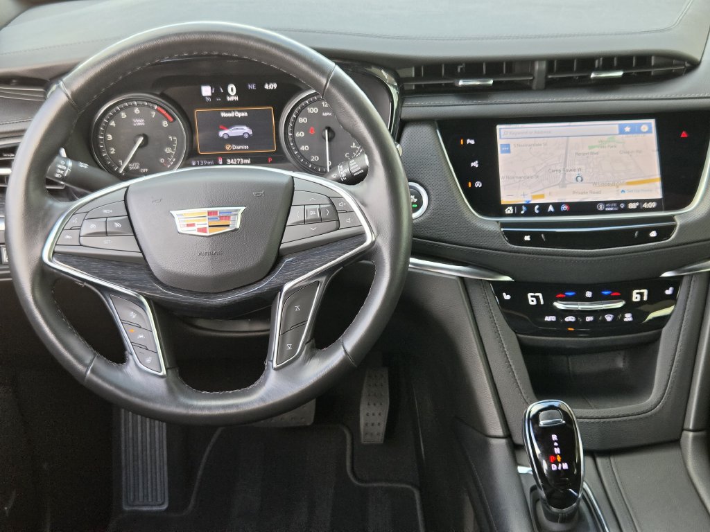 Used 2024 Cadillac XT5 Premium Luxury w/ Technology Package FWD image 28