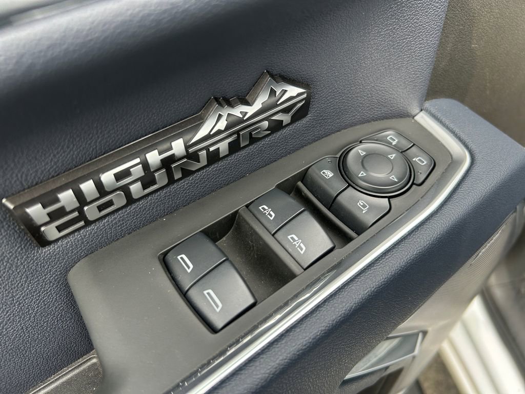 Used 2024 Chevrolet Silverado 1500 High Country w/ Technology Package image 23