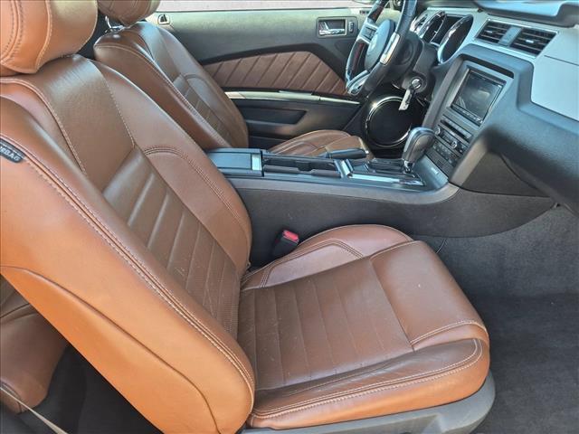 Used 2013 Ford Mustang GT Premium w/ Electronics Pkg RWD image 19