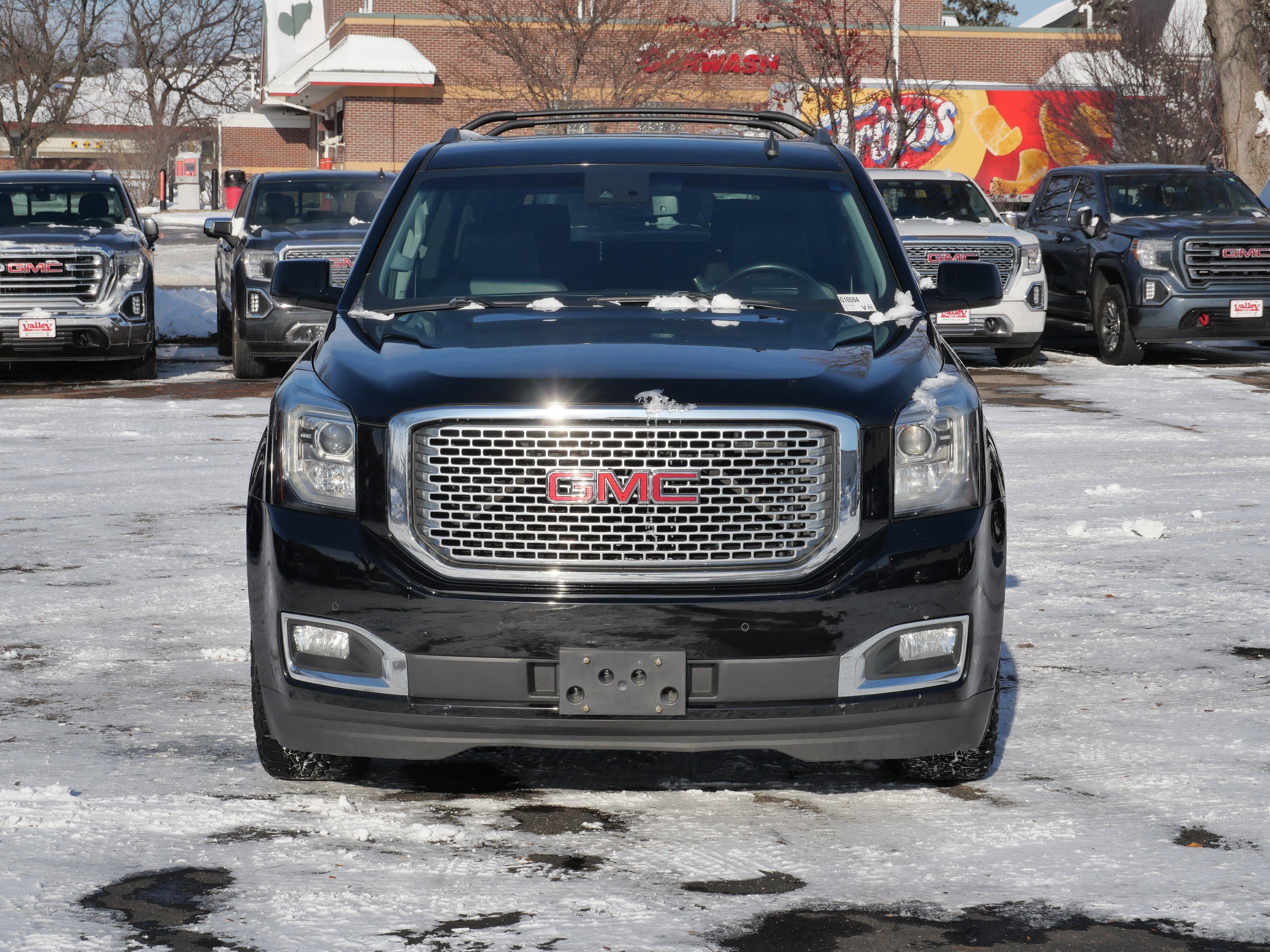Used 2015 GMC Yukon XL Denali w/ Touring Package image 2
