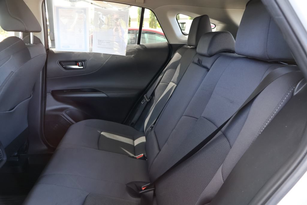 Used 2023 Toyota Venza LE AWD/4WD image 47