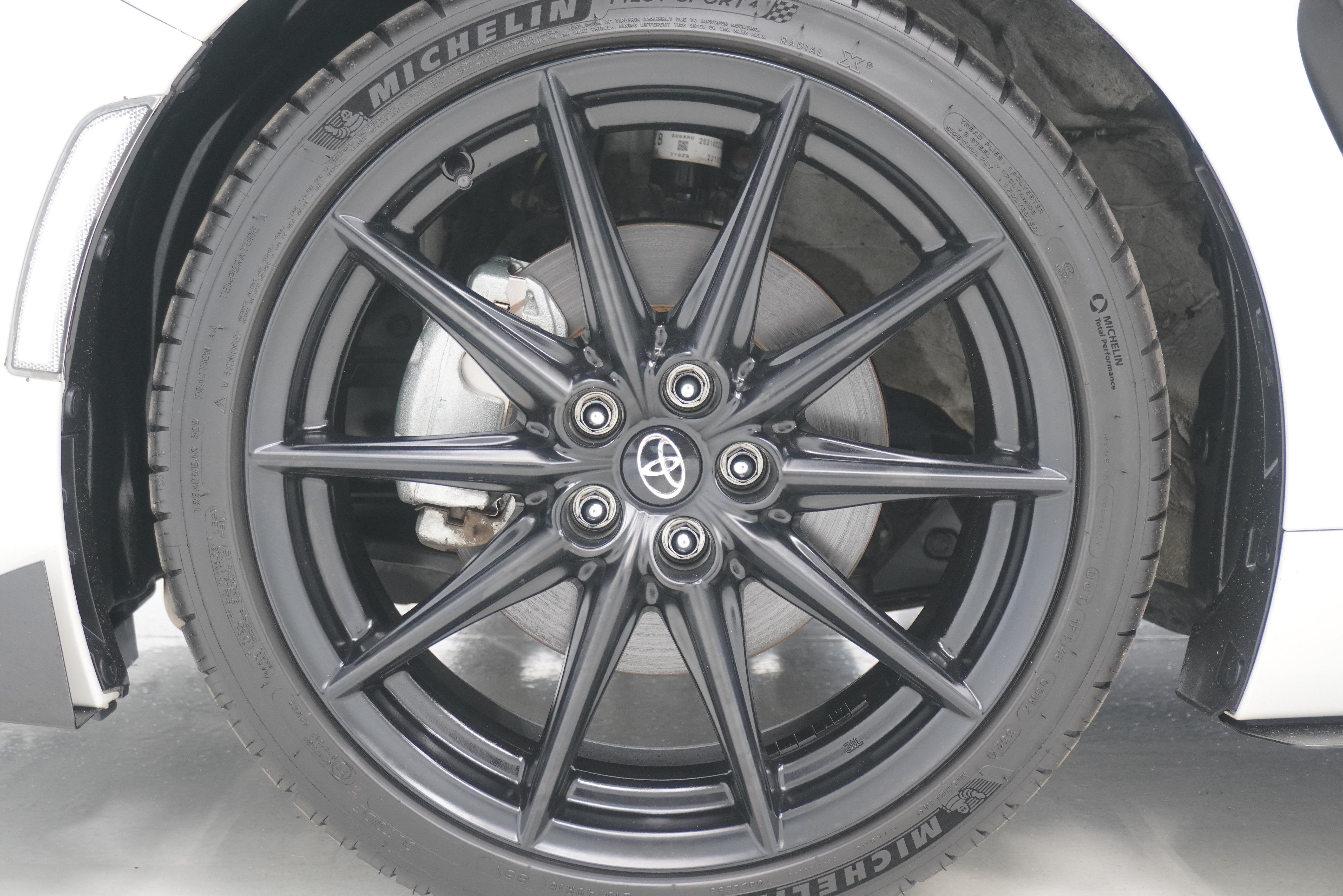 Used 2023 Toyota GR86 Premium RWD image 26