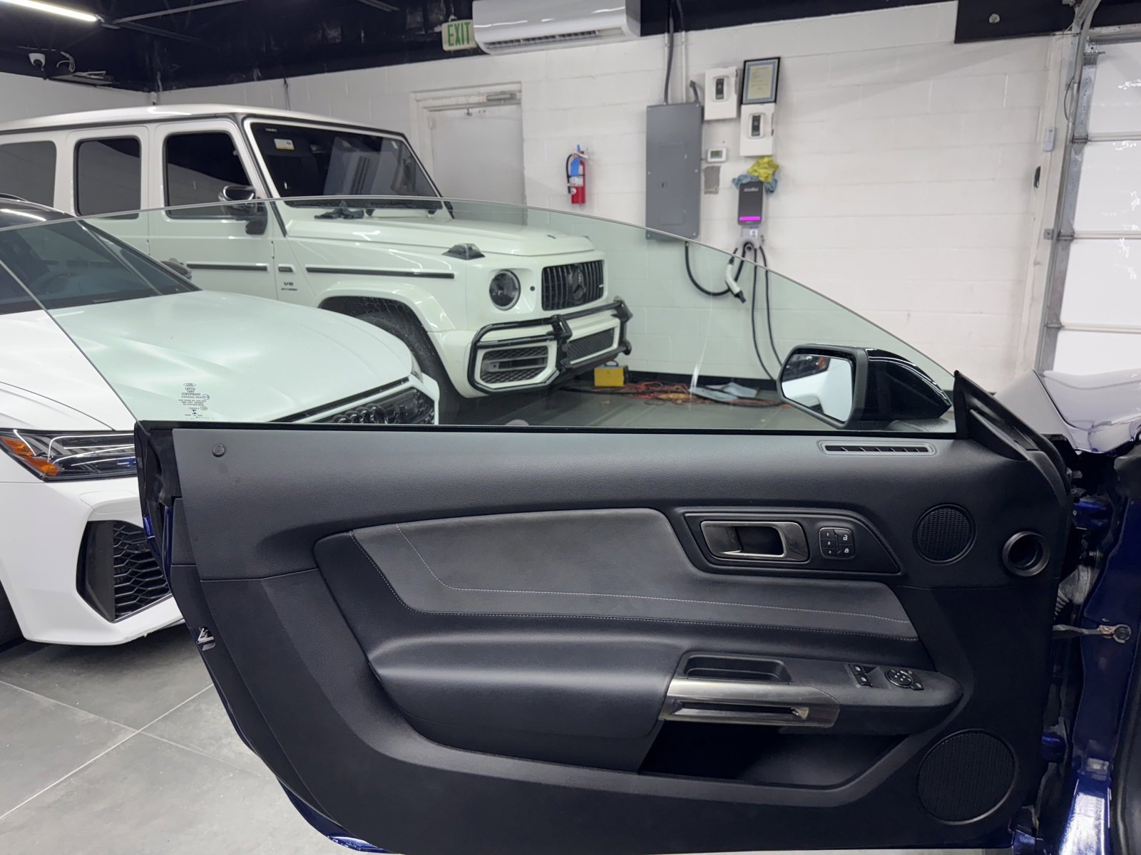 Used 2019 Ford Mustang Shelby GT350 w/ Technology Package image 22