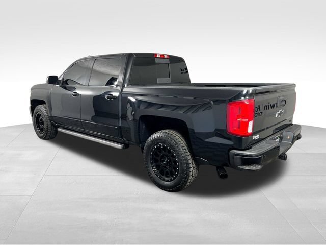 Used 2018 Chevrolet Silverado 1500 LTZ Z71 w/ Midnight Edition AWD/4WD image 11