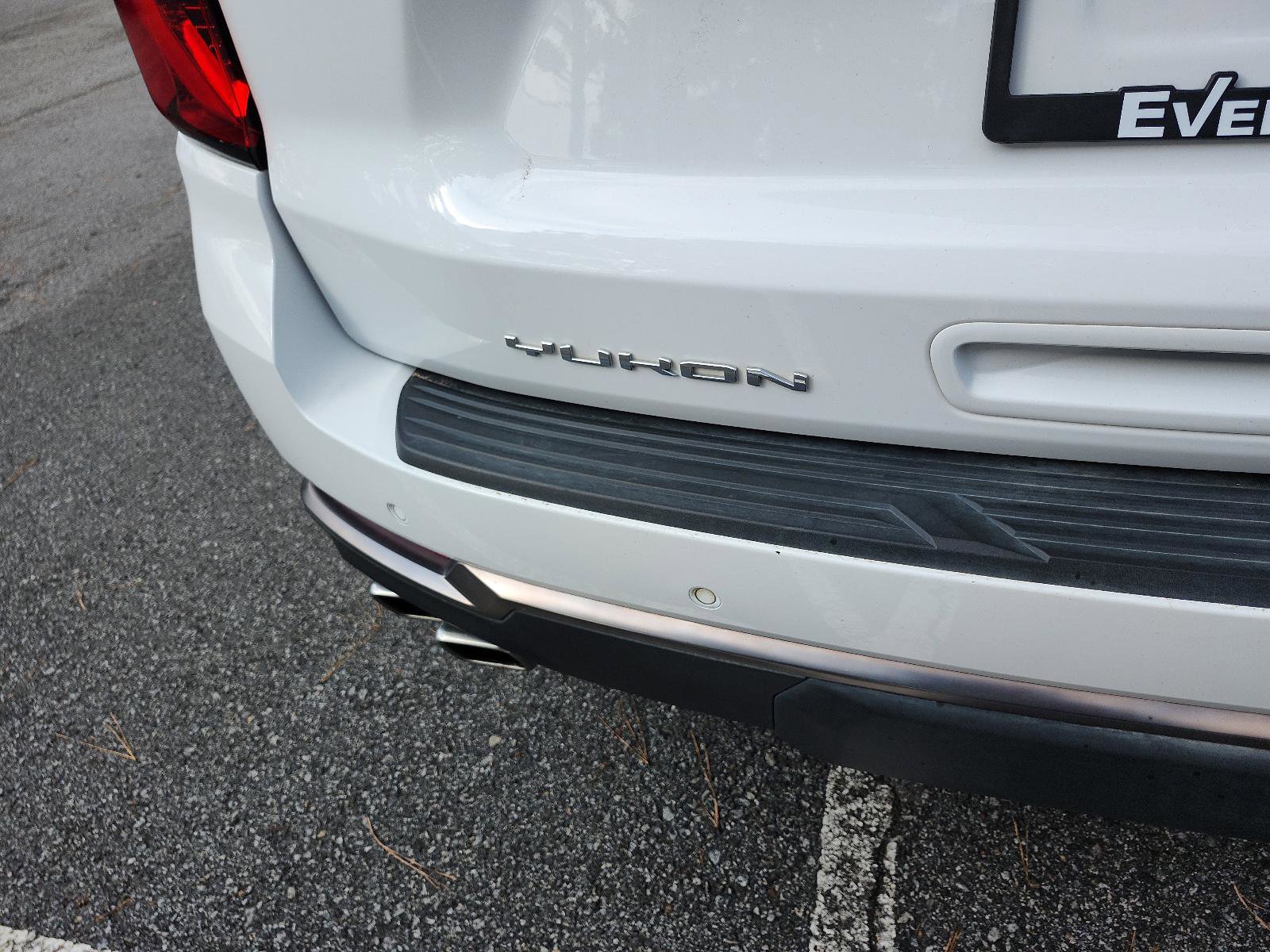 Certified 2025 GMC Yukon AT4 Ultimate w/ LPO, Floor Liner Package image 4