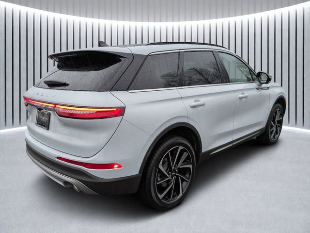 New 2026 Lincoln Corsair Reserve image 3