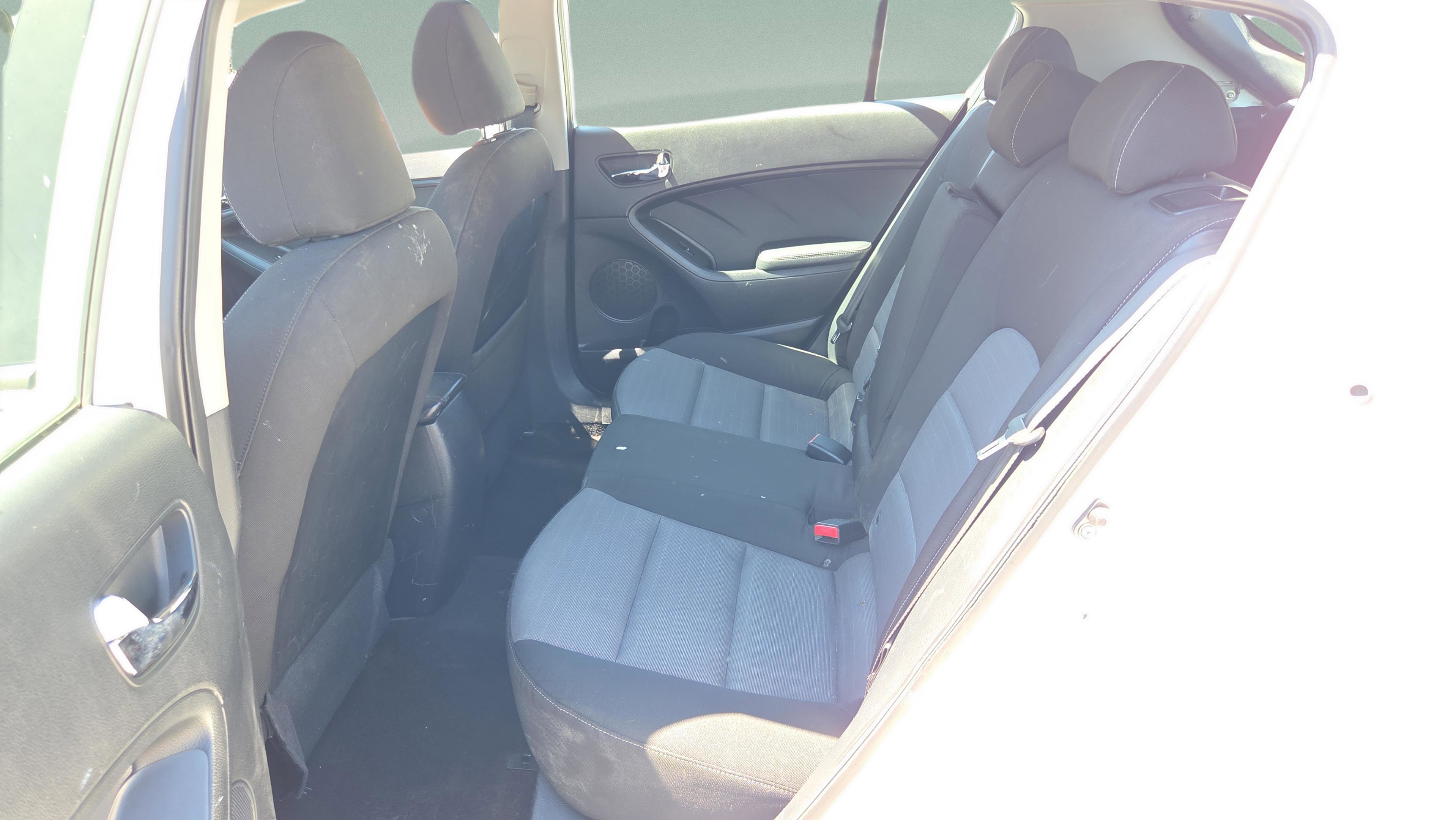 Used 2016 Kia Forte LX image 11