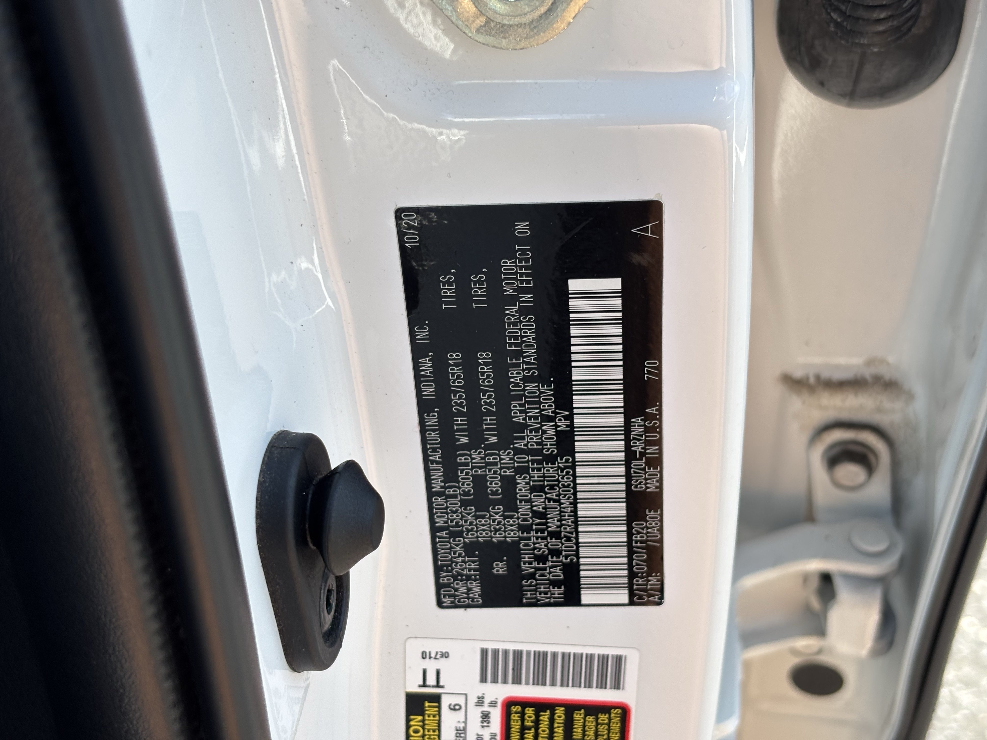 Used 2021 Toyota Highlander L FWD image 30