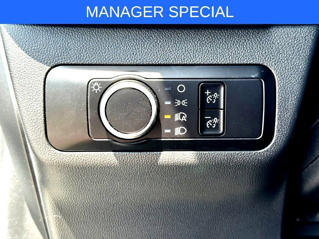 Used 2025 Ford Escape ST-Line AWD/4WD image 19