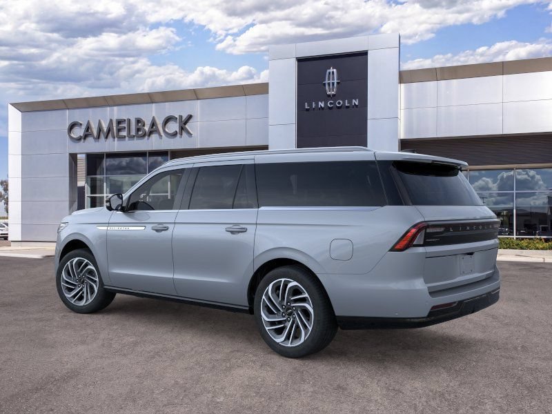 New 2026 Lincoln Navigator L Reserve AWD/4WD image 4