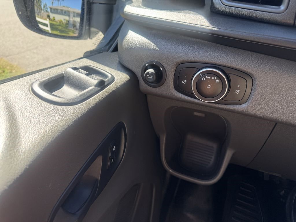 Used 2020 Ford Transit 250 Medium Roof image 11