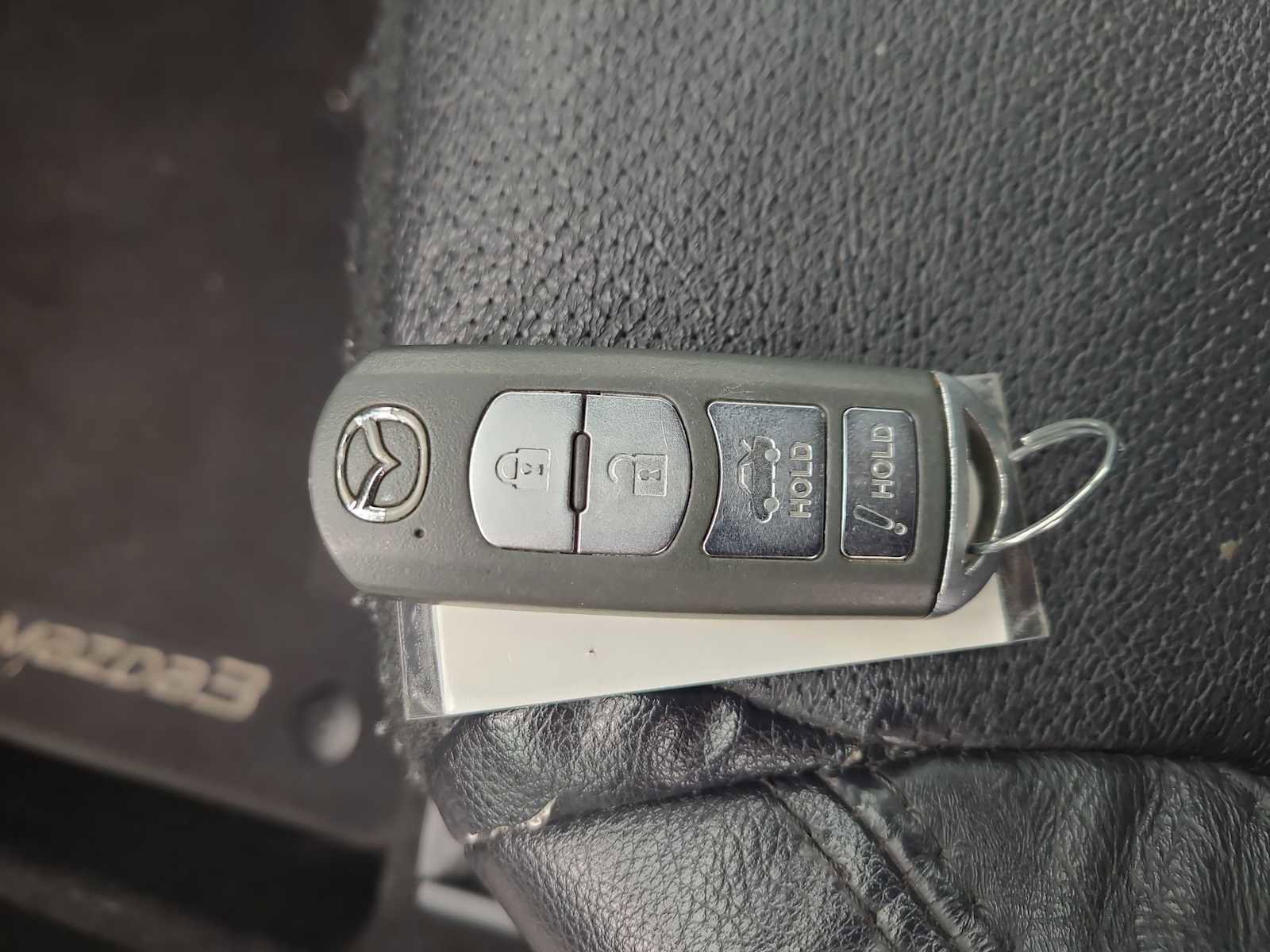 Used 2018 MAZDA MAZDA3 Grand Touring w/ Premium Equipment Package image 28