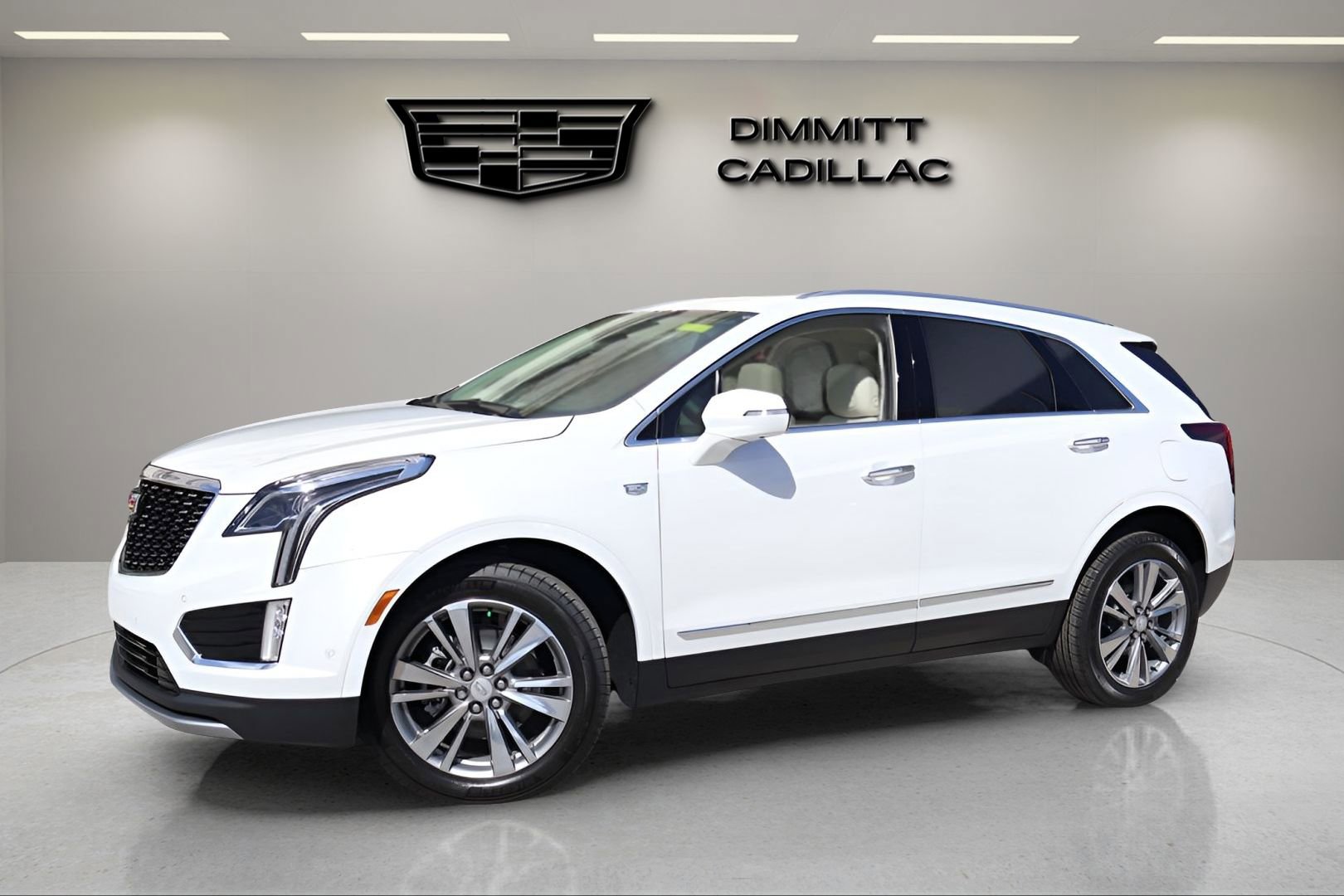 New 2026 Cadillac XT5 Premium Luxury
