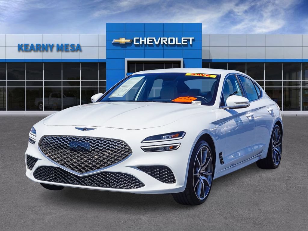 Used 2025 Genesis G70 2.5T RWD image 3