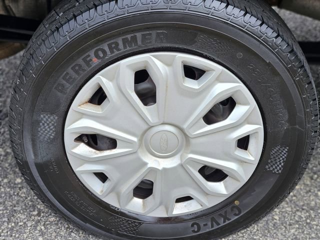 Used 2023 Ford Transit 350 XLT image 7