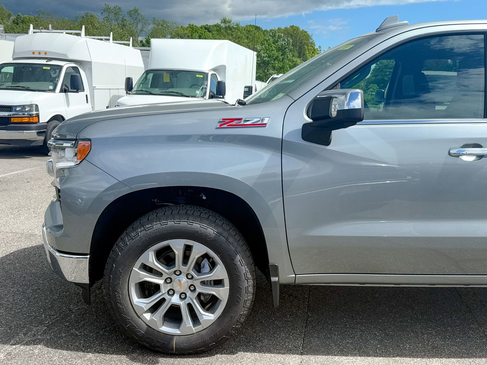 New 2026 Chevrolet Silverado 1500 LTZ AWD/4WD image 9