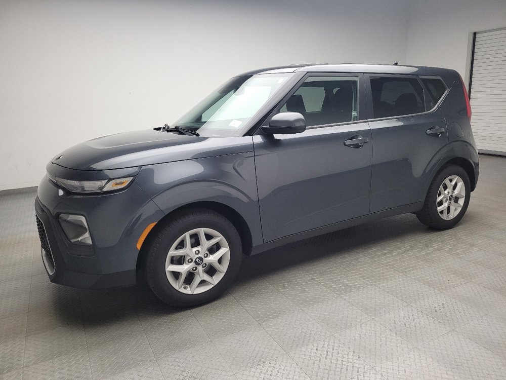 Used 2020 Kia Soul S FWD image 2